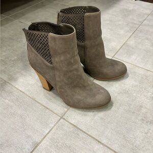 Ankle booties